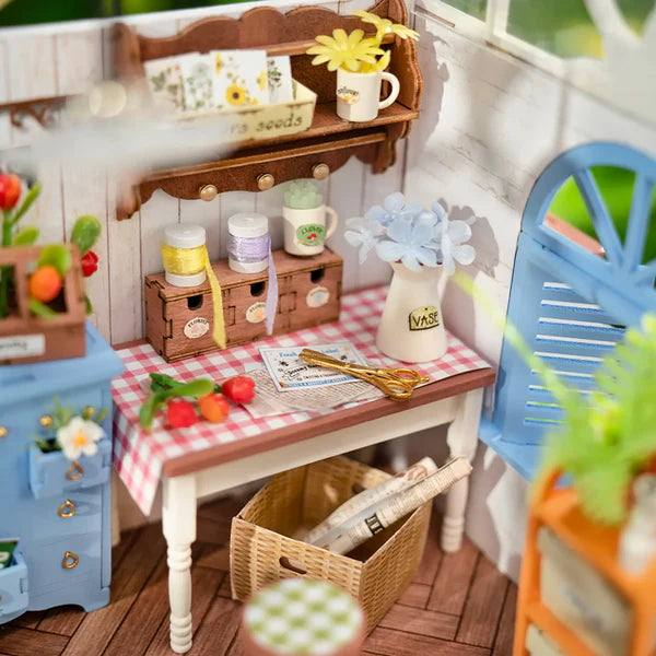 ROBOTIME Dreamy Garden House DIY Model Kit
