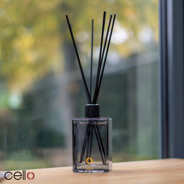 Cello Lux Statement Reed Diffuser - Antique Sandalwood