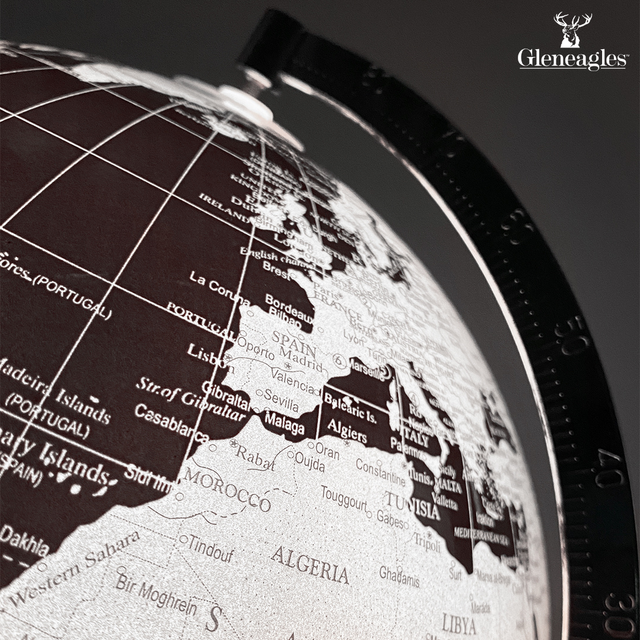 Gleneagles Light Up Travel Globe - Black & Silver