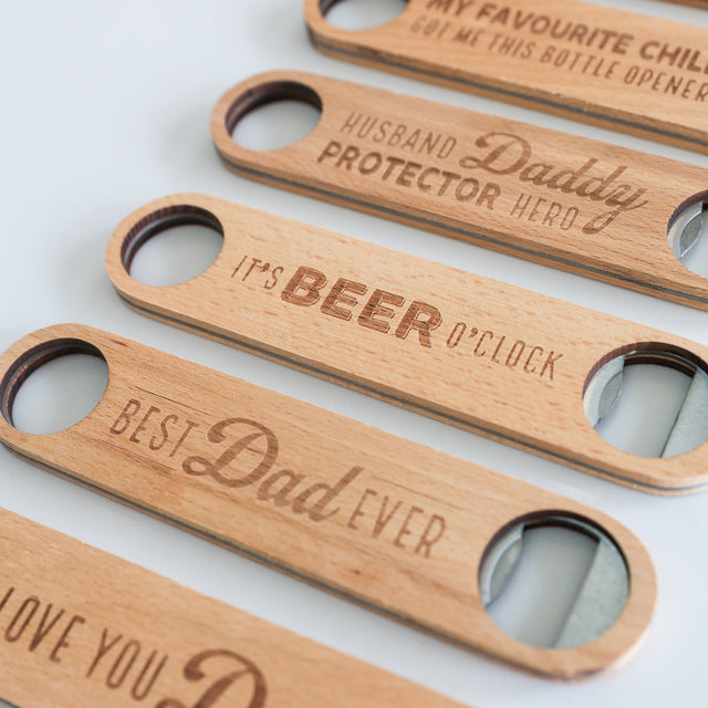 Splosh Wooden Bottle Opener - Beer O'Clock