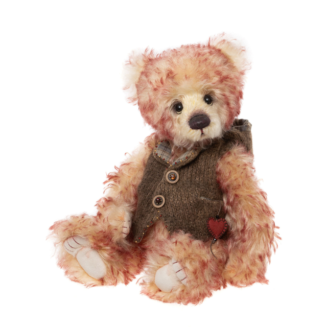 Pippin Bear from the 2026 Isabelle Collection from Charlie Bear