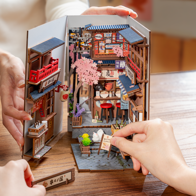 Robotime Sakura Wine Valley Rolife kits TGB11 being built