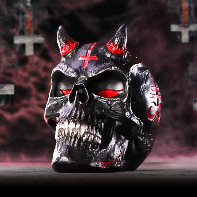 Nemesis Infernal Skull (JR) 20cm