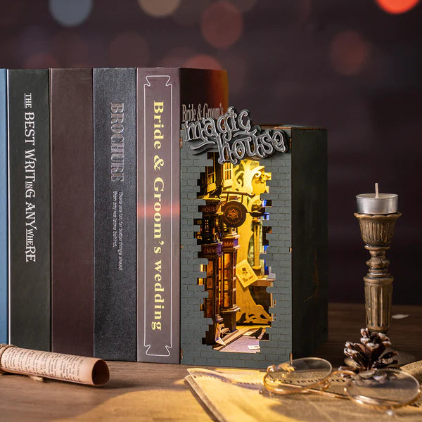 ROBOTIME Magic House DIY Book Nook Shelf Insert