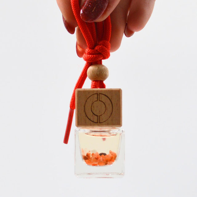 Cello Quartz Red Ember car aroma diffuser with warm smoky fragrance