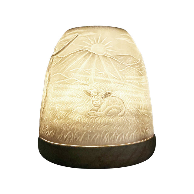 Detailed Highland Cow design on porcelain lithophane tealight dome