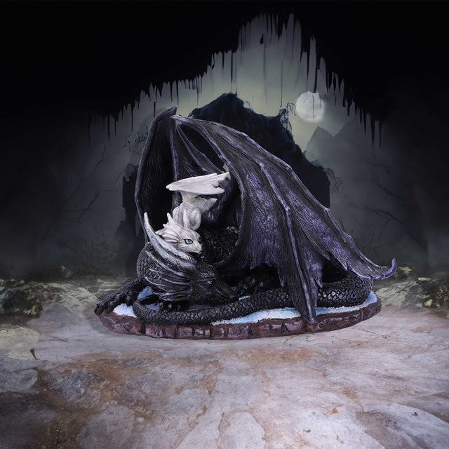 Nemesis Mothers Sanctuary 18cm