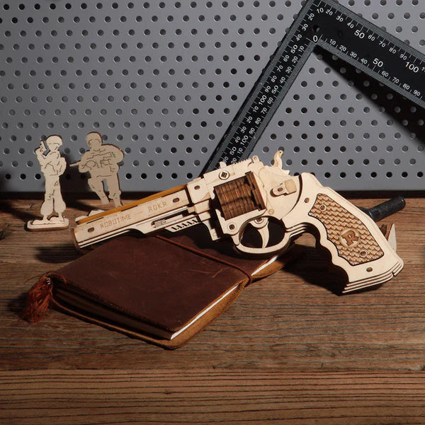 ROKR models revolver rubber band shooter